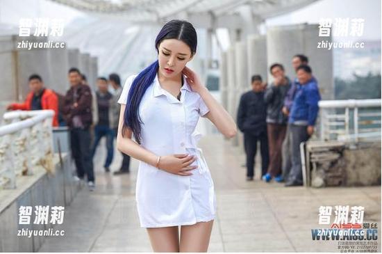 AISS爱丝(黄金版) - 就算是机械师，索菲的私拍原图也能让你心跳加速！