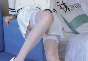 BoBoSocks袜啵啵 – 小甜豆献福利，薄白丝免费图集（带有脚尖加固的花絮），绝对不容错过！