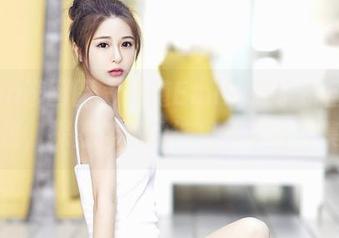 Feilin嗲囡囡 – 跟随Emily顾奈奈酱的步伐，探索神秘的裤里丝观看合集