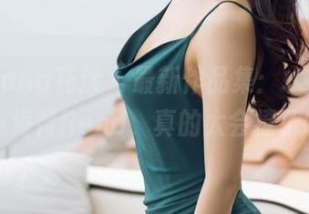 HuaYang花漾 – 最新作品集：水手服下的小海臀Rena，真的太会撩了吧！