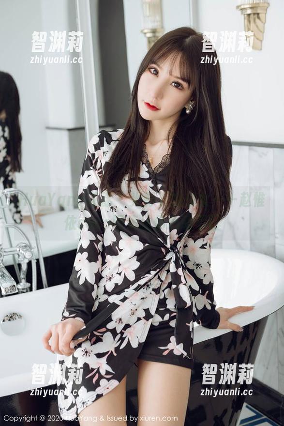 HuaYang花漾-赵惟依coco HuaYang花漾 - 光影下的少女——赵惟依coco图集让你心动不已