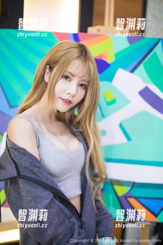 IMiss爱蜜社 - 娜大少爷化身连衣裙女王，原图流出的秘密总让人忍不住想看！