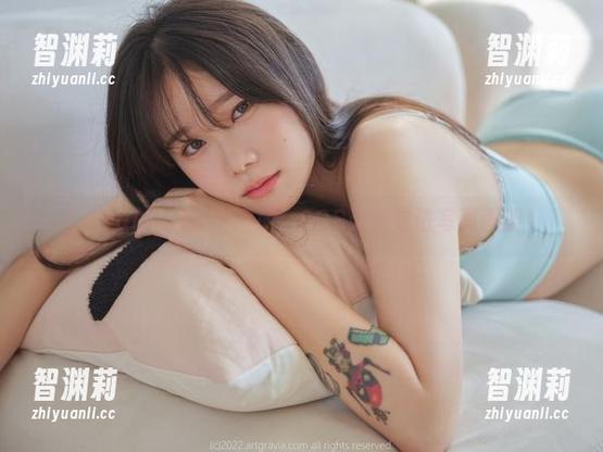 当Sira(시라)穿上短裤，COS天使走进写真画册！