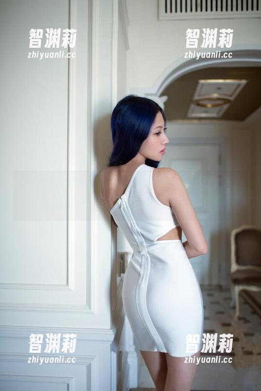 TuiGirl推女郎-王根星熙 TuiGirl推女郎 - 在王根星熙的天台上,无圣光图集揭秘那些藏在角落里的瞬间