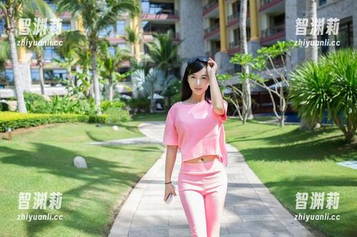 TuiGirl推女郎 - 走进胡允儿的教室：原图通知书，收到了没？