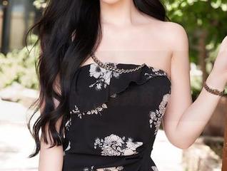 Xiuren秀人网 – 一个展现女人味的laura阿姣内衣作品，免费资源等你启用！