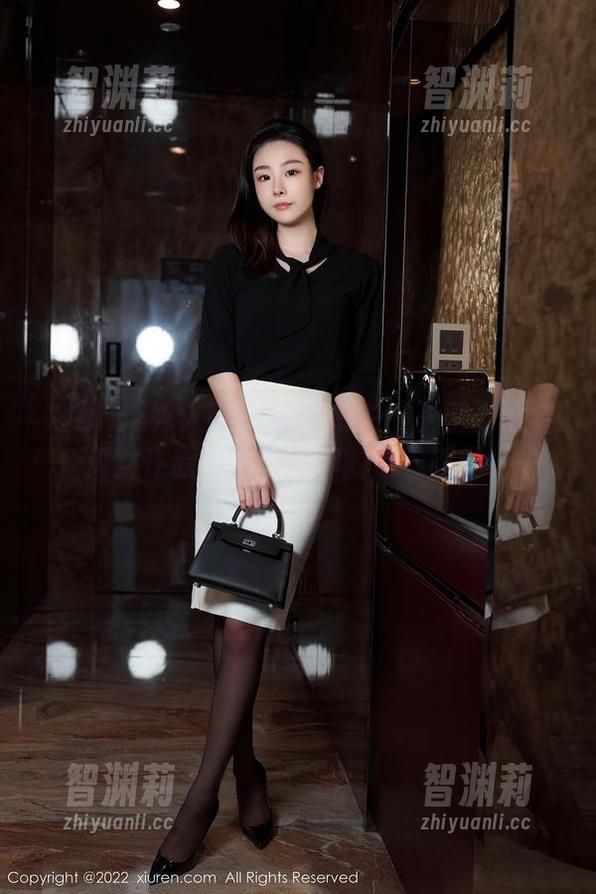 Xiuren秀人网-王俪丁小宝贝 Xiuren秀人网 - 福利来啦!王俪丁小宝贝女仆原图,专属你的心动瞬间!