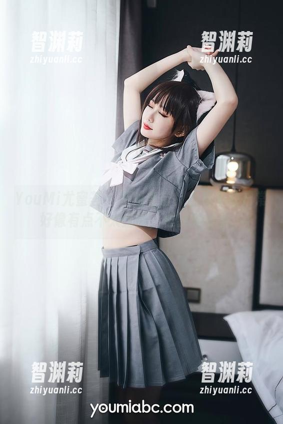 YouMi尤蜜荟-小绵羊 YouMi尤蜜荟 - 原图直击!小绵羊的日常好像有点不太正常,但我就爱看。
