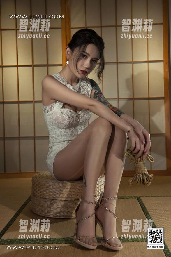 丽柜-潘潘 丽柜 - 潘潘的运动时刻,图片里的微风轻拂心头。