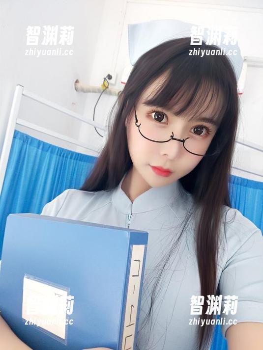 亚马逊鲶鱼 亚马逊鲶鱼的旗袍冒险:COS与图册的缤纷世界