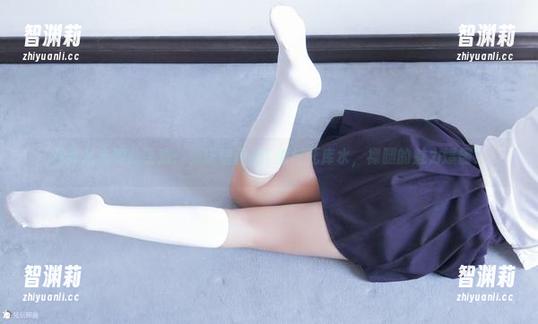 兔玩映画 写真从未如此诱惑:兔玩映画的T恤与死库水,裸腿的魅力爆棚!
