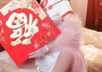 当凉凉子的礼服遇上你的屏幕，原图就是踩到心坎的壁纸