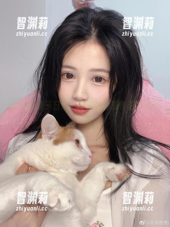 千反田鹿子 千反田鹿子日常,你见过的最奇葩的cos作品!