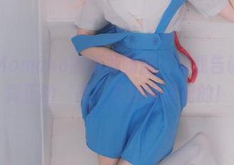 南桃Momoko的诗羽制服：让我告诉你，真正的‘美’是如何搭配的！