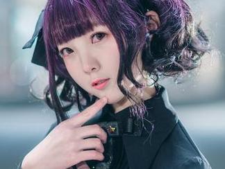 当女孩遇到名濑弥七，私拍合集里的奇幻冒险