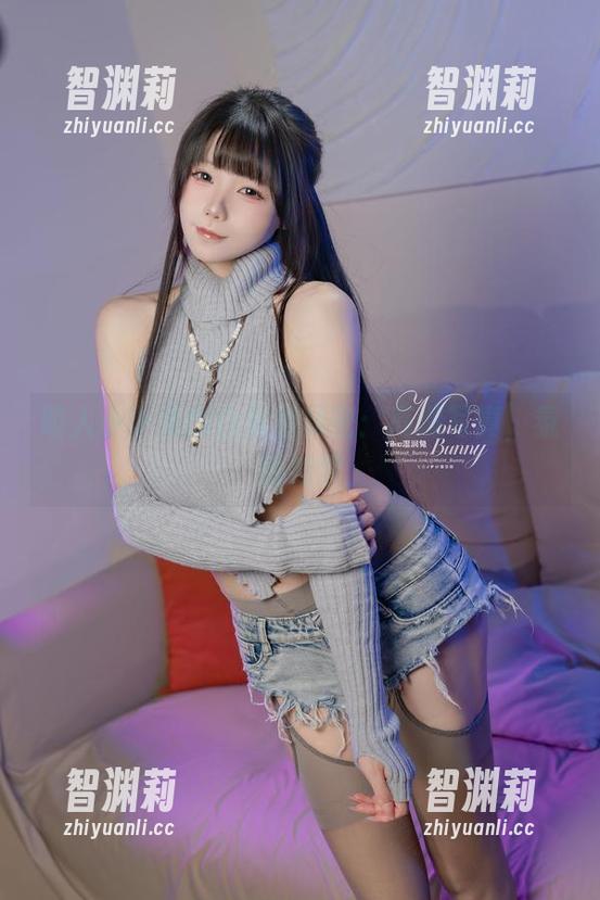 咬人小小兔 咬人小小兔的白衬衫秘密:高清写真,氛围如梦