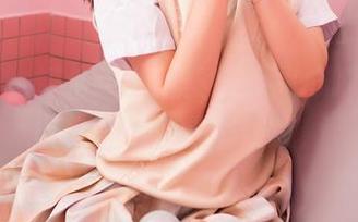 嗲囡囡 – 娜依灵儿写真集：甜心瞬间，别以为你的心很坚硬哦！