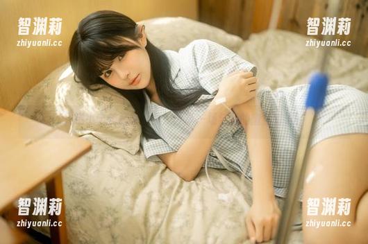 失眠小宁 失眠小宁长腿写真集:分享一场与腿的幽默对话!
