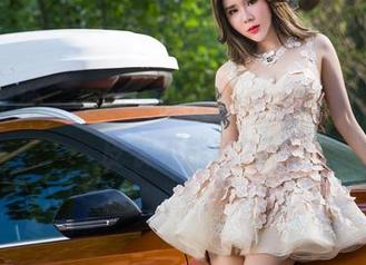 头条女神 – 探秘大悦悦的皮衣写真，谁说皮衣不能甜？