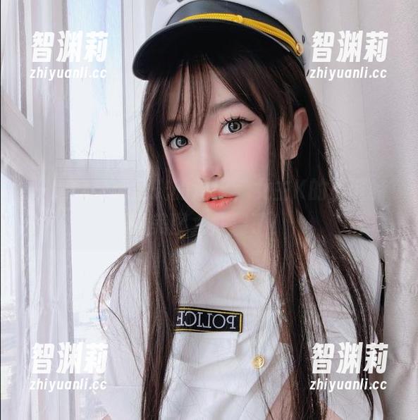 女主K 一起感受无圣光的温度,女主K的圣诞特辑美图太炸裂了!