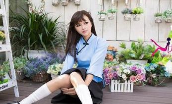 尤果网 – 谁说沈诺馨学妹只会拍，来看看她的精彩套图和作品吧
