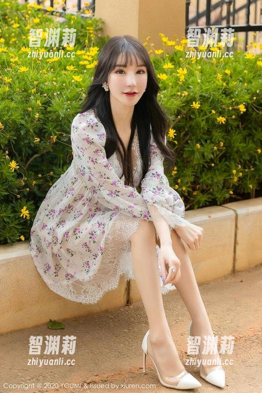 尤蜜荟-小海臀Rena 尤蜜荟 - 无意间发现的小海臀Rena原图,JK作品实在太棒!