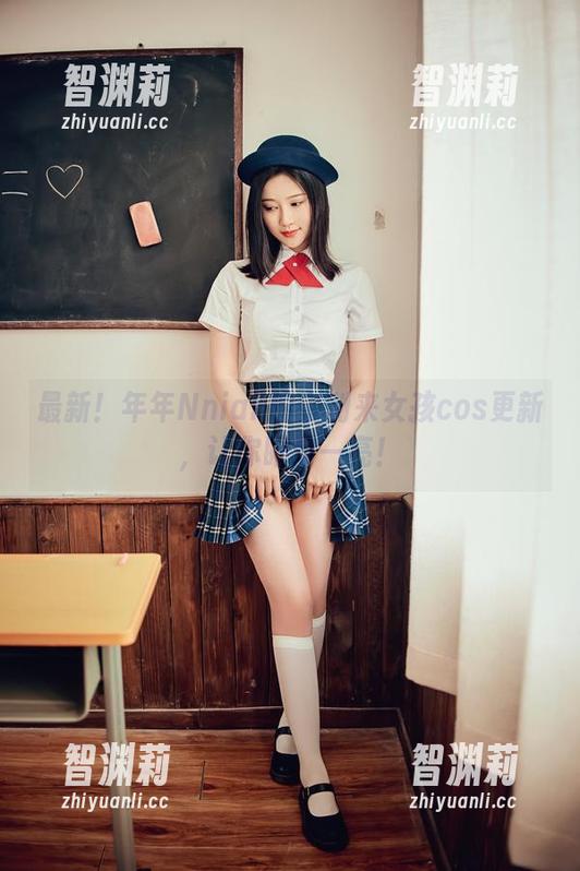 年年Nnian 最新!年年Nnian的宝利来女孩cos更新,让你眼前一亮!
