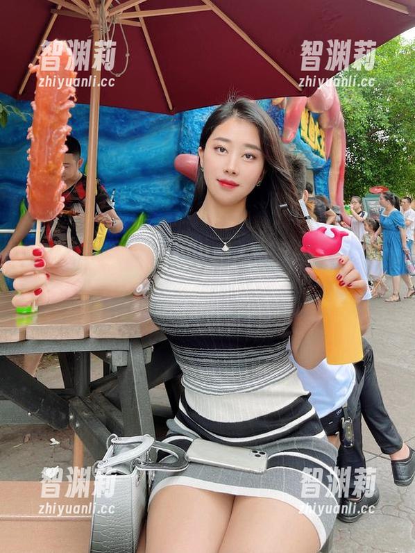 张老师 微密圈 - 张老师的修女系列,分享美图之余值得反思的是...