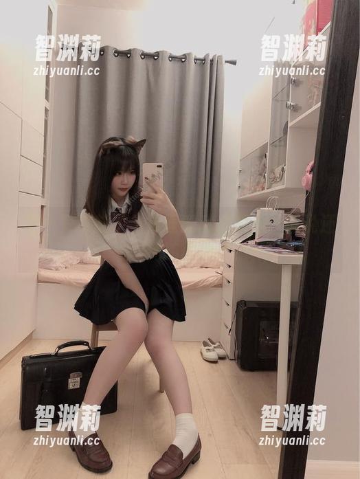 是一只废喵了 是一只废喵了与黑丝的私密邂逅:欲说还休的图包
