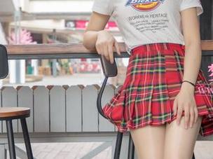 梦丝女神 – 玥玥的居家作品集：在废寝忘食的打工中，随机找创作灵感！