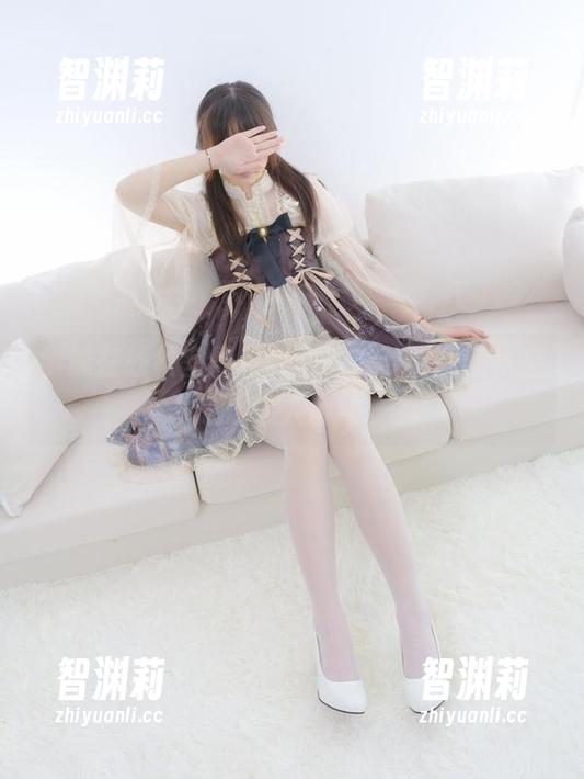 森萝财团 学妹在线教室黑丝美图,森萝财团的作品总是让人心动。