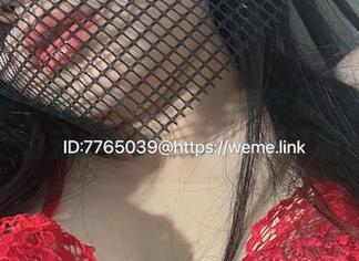 微密圈 – 楚楚不吃鱼的私房作品：学妹的魅力无处不在，你准备好了吗？
