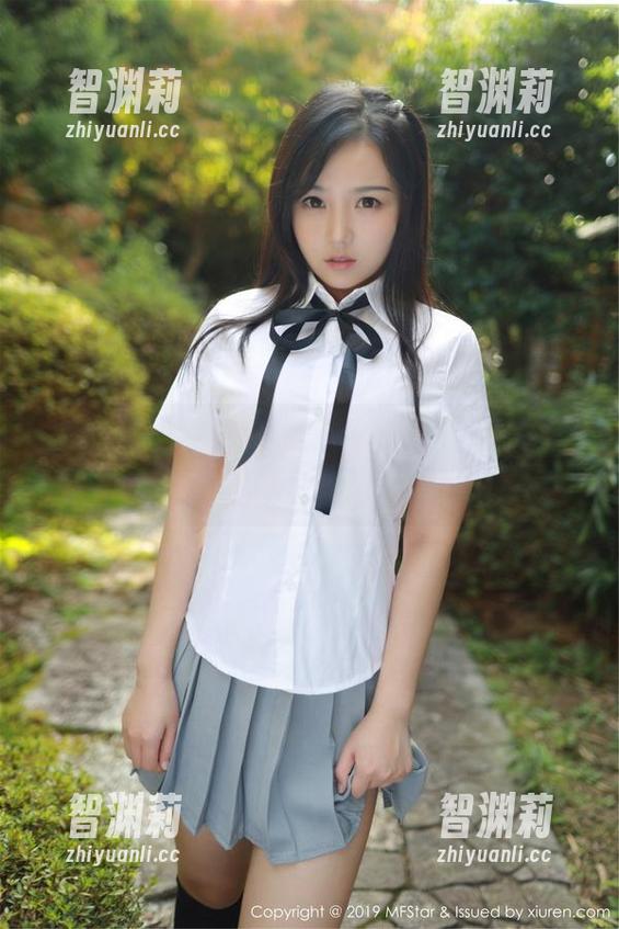 模范学院 - 高跟鞋的舞台，艾希儿的风采——美图下载，让你也为之销魂！