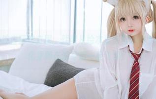 樱井小莜的纯白精选套图，就像从绘本里走出来的小仙女，真想化身跟在她身后一起飞翔！