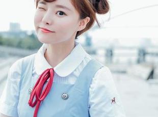 波萝社 – 猫九酱Sakura的水手服在线合集：她在阳光下的旋转，真是美得不可思议