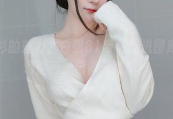 白衬衫的魅力，白银81带你走进图库的梦幻世界，记得下载哦！