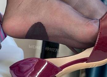 微密圈 – 短裙风暴来袭！白龙猫女合集，一秒让你忘记工作！