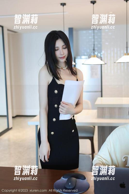 秀人网-MODEL伊若 秀人网 - 免费!MODEL伊若的死库水套图,来感受一下氛围吧