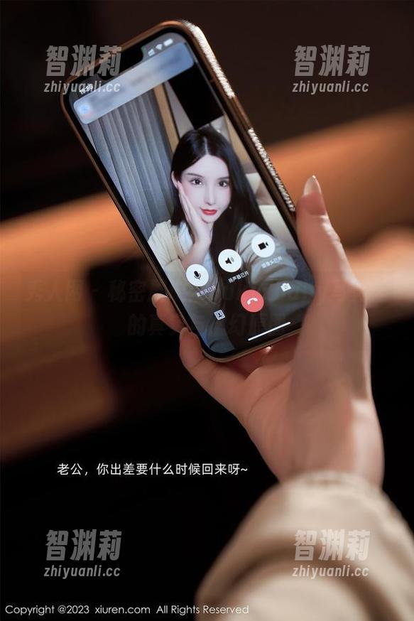 秀人网-Suki_baby 秀人网 - 秘密展现:Suki_baby写真里的真实与虚幻原图
