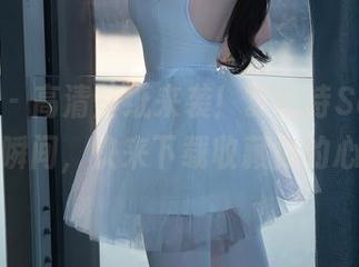 秀人网 – 高清壁纸来袭！夏诗诗Sally的高跟鞋瞬间，快来下载收藏你的心头好！