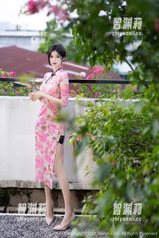 秀人网-沐娜娜 秀人网 - 当沐娜娜姐姐出镜,原图配图片,你最爱哪一张?