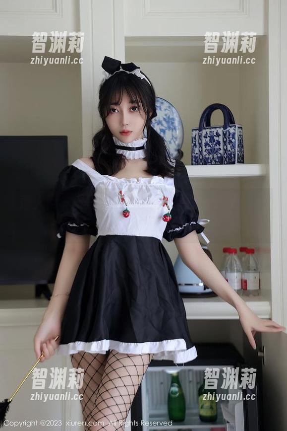 秀人网-王雅姗是我 秀人网 - 王雅姗是我水手服图册:我说那是风,是爱,是光随便你!