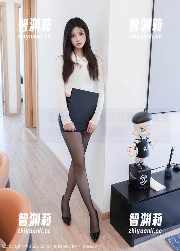 秀人网-米妮大萌萌 秀人网 - 壮丽豹纹,米妮大萌萌的高清照片拯救你的审美疲劳!