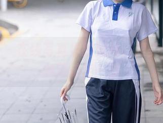 秀人网 – 在线写真界的黑马：跟美七Mia的旅拍走一波