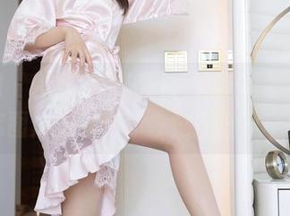 秀人网 – 蛋蛋宝的浴缸：泡沫里的梦境，这图片下载后你会觉得很神奇！