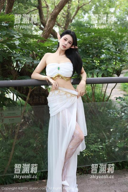 秀人网-黄乐然 秀人网 - 想要撩的妩媚:黄乐然的白色蕾丝袜诱惑合集,肆意妄为!