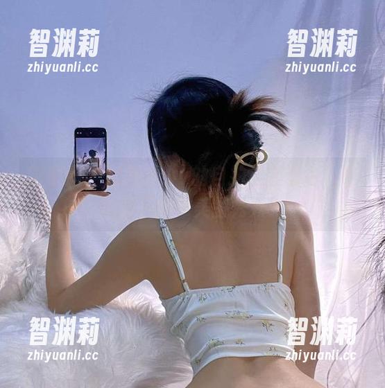 微密圈 - 纪念小小v的自拍全套图包，谁说她只能靠美图秀秀？