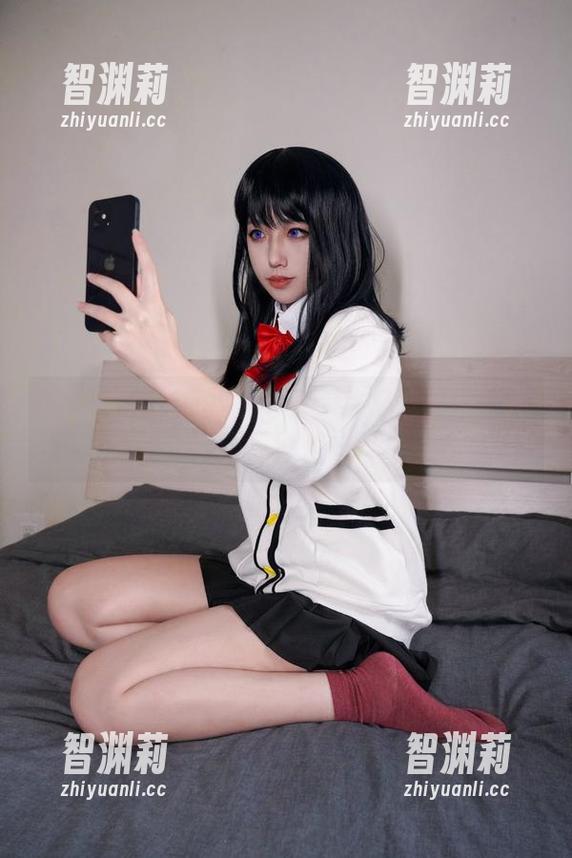 绞肉姬 绞肉姬miku最新作品!我好像陷进了那张原图里…