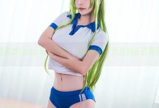 当菌烨tako遇上白裙：美图分享，优雅的反派角色