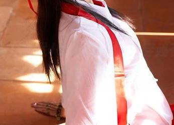 蜜桃社 – 珍妮Jeane&礼服：穿越在美丽中的合集，快来看！